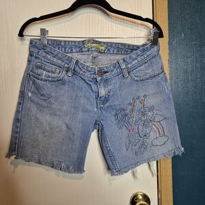 680American Eagle Outfitters Embroidered Blue Jean short